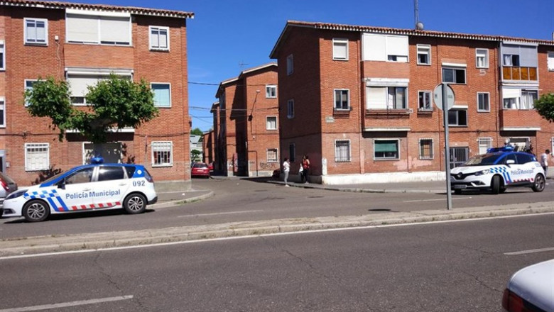Foto de archivo de la Policía Municipal en el barrio vallisoletano de Las Viudas | EUROPA PRESS - Archivo ep fotoarchivola policia municipalbarrio vallisoletanolas viudas