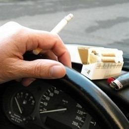 ep fumando conduciendo