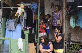 ep imagen de varios residentes en las favelas de rio de janeiro