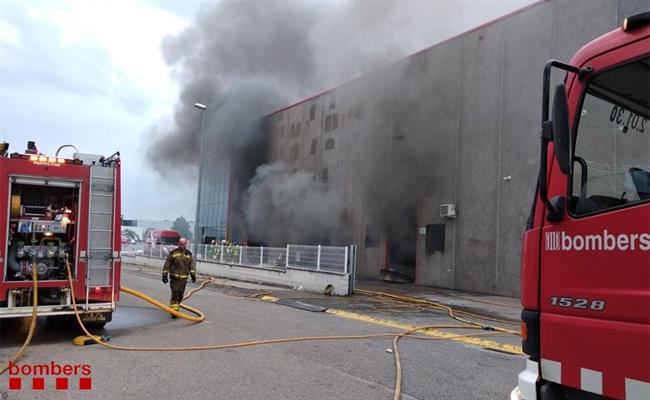 ep incendiouna fabricamotocicletassalt girona