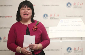 ep la corresponsal de la agencia de noticias xinhua de china en espana junwei feng durante el