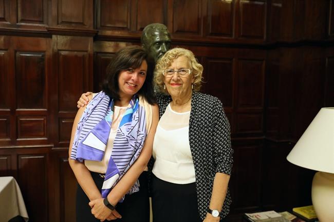 La presidenta de Siemens España, Rosa García, con la alcaldesa de Madrid | AYUNTAMIENTO DE MADRID ep la presidentasiemens espana rosa garcia conalcaldesamadrid