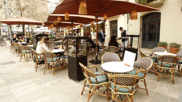 ep la terraza de una cafeteria en palma mallorca islas baleares