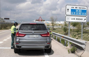 ep un guardia civil da el alto a un vehiculo en el punto kilometrico 19 de la a-6 a su paso por la