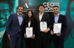 ceo por un mes iker barricat presidente de the adecco group espaa con los finalista del ao pasado 1 ceo por un mes iker barricat presidente de the adecco group espaa con los finalista del ao pasado 1
