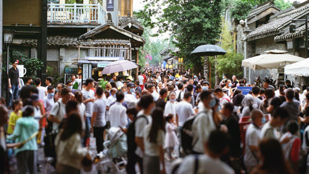 dl china city crowd pedestrians prc peoples republic of china unsplash