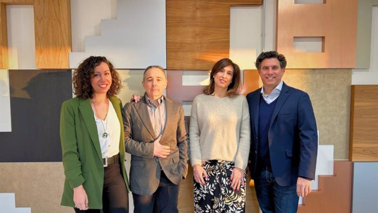 ep alba casero icaro moyano y beatriz bosch de izquierda a derecha con el ceo de groupm espana sebas ep alba casero icaro moyano y beatriz bosch de izquierda a derecha con el ceo de groupm espana sebas