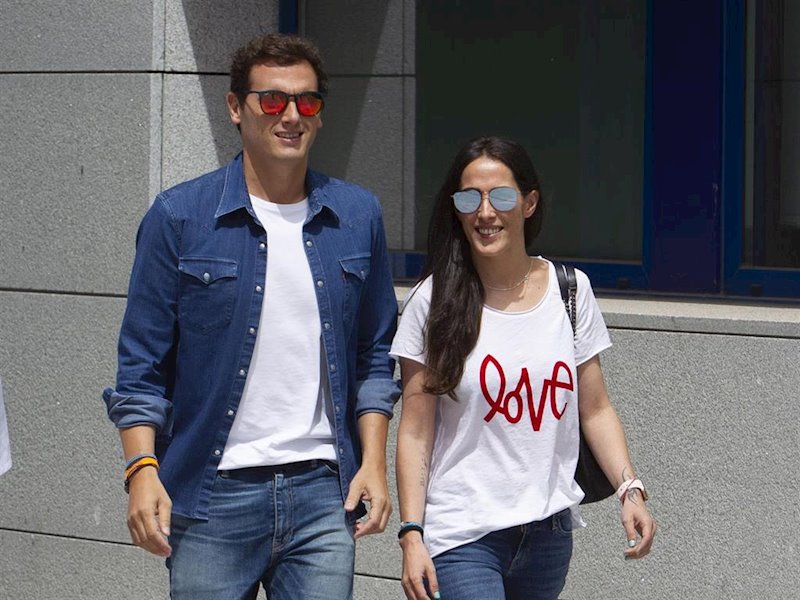 ep albert rivera y malu en mostoles madrid