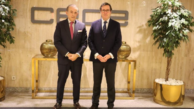 ep archivo   javier basagoiti presidente de asocimi y antonio garamendi presidente de la ceoe
