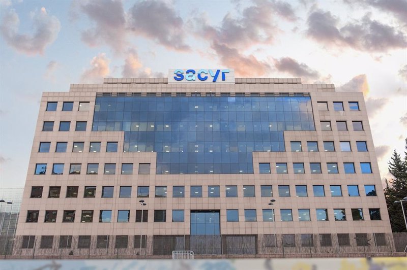 Sacyr acaricia con los dedos el hueco bajista semanal de febrero de 2020