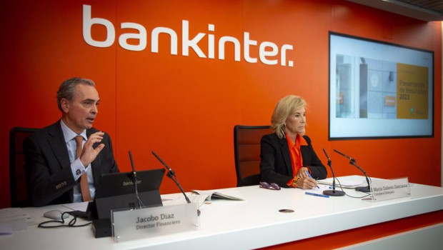 ep el cfo e bankinter jacobo diaz y la consejera delegada de bankinter maria dolores dancausa