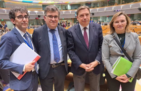 ep el conseller joan simonet y el ministro luis planas en el centro