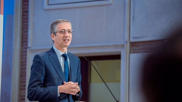 ep el gobernador del banco de espana pablo hernandez de cos interviene en el iii observatorio de las