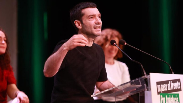 ep el ministro de sociales consumo y agenda 2030 pablo bustinduy durante el encuentro un paso al