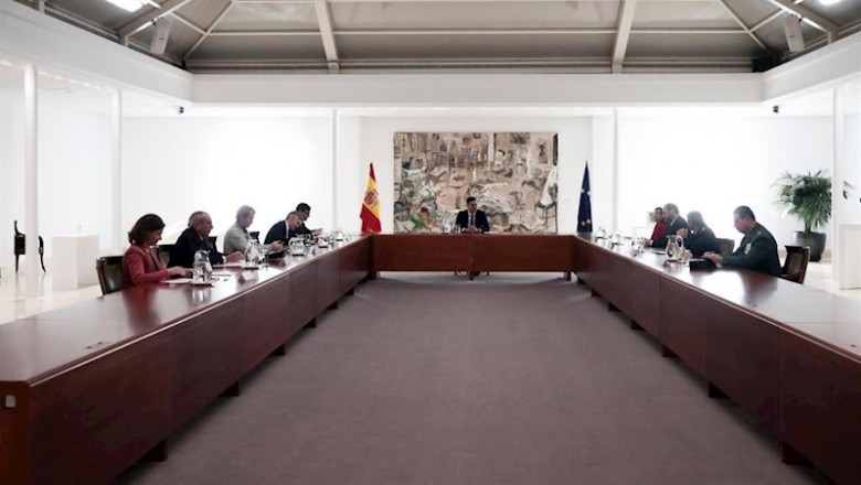 El presidente del Gobierno, Pedro Sánchez, presiden preside la reunión del Gabinete del Seguimiento del Estado de Alarma a causa del coronavirus este lunes en Moncloa. | Moncloa ep el presidente del gobierno pedro sanchez presiden preside la reunion del gabinete del seguimiento