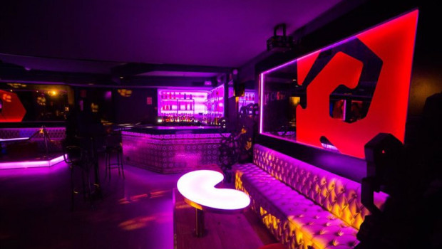 ep interior de la discoteca en la ciudad de madrid