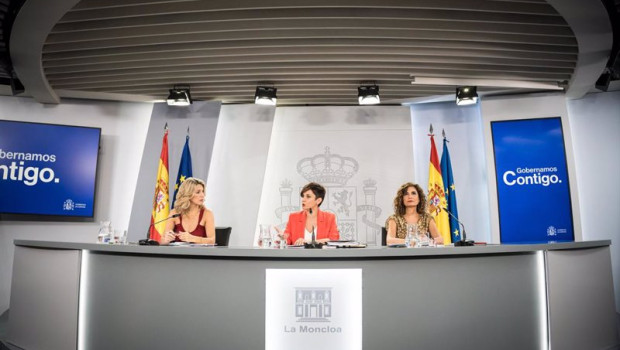 ep la vicepresidenta segunda y ministra de trabajo y economia social yolanda diaz la ministra de