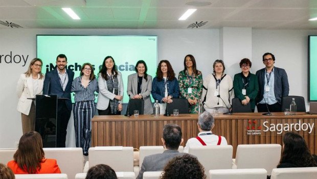 ep miembros del hub bienstart en la presentacion del iv estudio sobre planes de bienestar en la