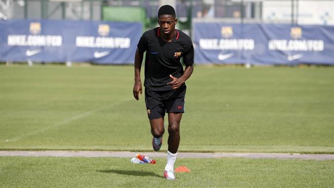 Ousmane Dembélé entrenando con el Barcelona | MIGUEL RUIZ / FCB ep ousmane dembele entrenandobarcelona