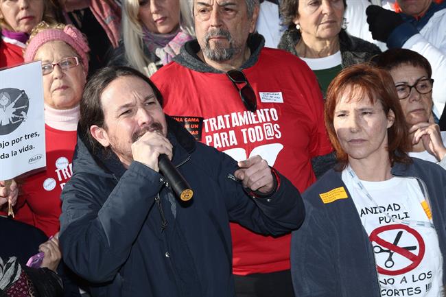 Pablo Iglesias en la concentración por el encierro en el Hospital 12 de Octubre | EUROPA PRESS ep pablo iglesiasla concentracionencierrohospital 12octubre