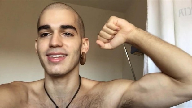 ep pablo raez joven marbelli enfermo de leucemia que inicio en 2015 una campana para promover la