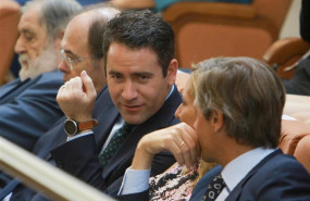 ep secretario generalpartido popular teodoro garcia egea 3i durante la primera sesionsegundo plenoinvestidurala candidatasu partidola presidenciala comunidadmadrid