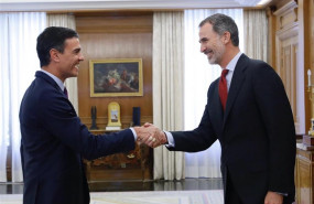 ep socialista pedro sanchez saludandorey felipe
