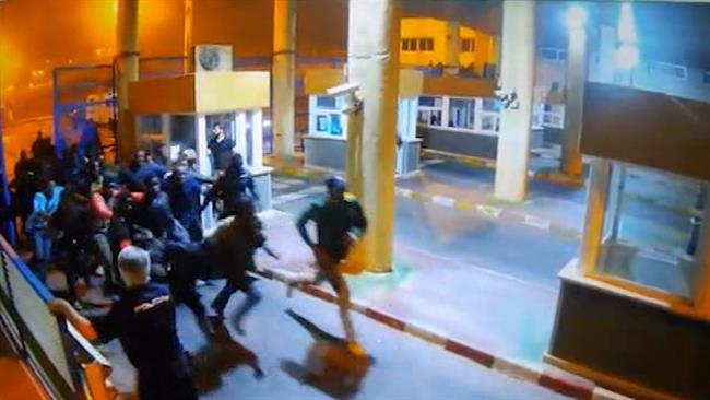 Unos 200 migrantes entran en Ceuta por el Tarajal | EUROPAPRESS ep unos 200 migrantes entranceutatarajal