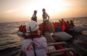inmigrantes refugiados rescatados msf mediterraneo