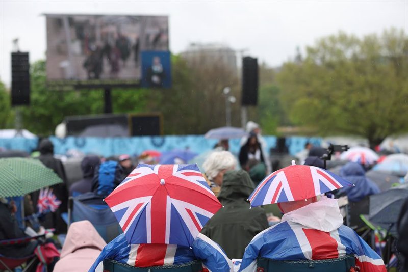La tasa de paro de Reino Unido baja inesperadamente en febrero hasta el 4,9%