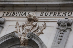ep archivo   escudo de espana en la fachada del edificio del tribunal supremo