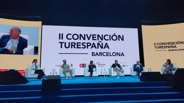 ep archivo   imagen de la ii convencion turespana que tuvo lugar en barcelona