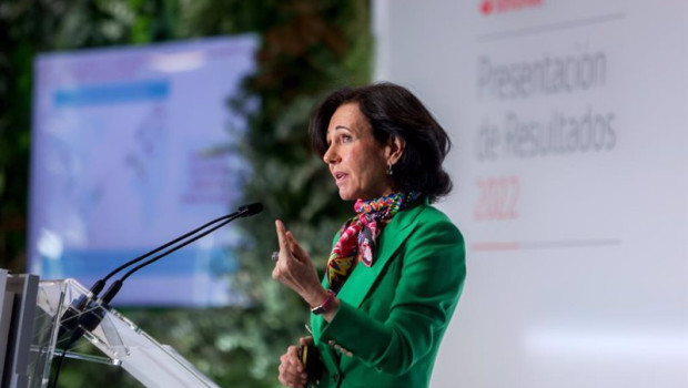 ep archivo   la presidenta de banco santander ana botin presenta los resultados del ano 2022 en la