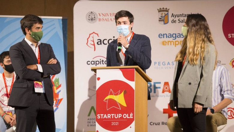 ep archivo   moro munoz y fernandez en la entrega del reto iberdrola en startup ole