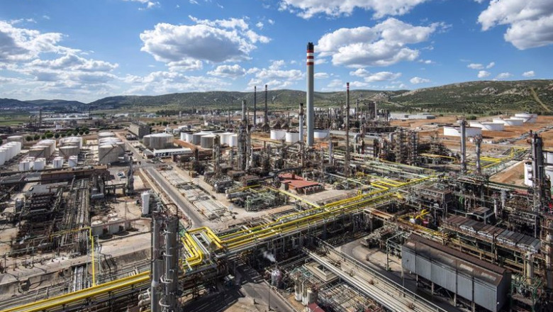 Archivo - Panórámica de la planta de Repsol en Puertollano. | REPSOL - Archivo ep archivo panoramica de la planta de repsol en puertollano