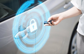 ep archivo   toyota espana se asocia con lojack espana para ofrecer a sus clientes uno de los