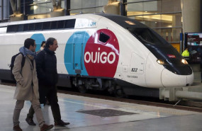 ep archivo   un tren de alta velocidad ouigo a su llegada a la estacion maria zambrano