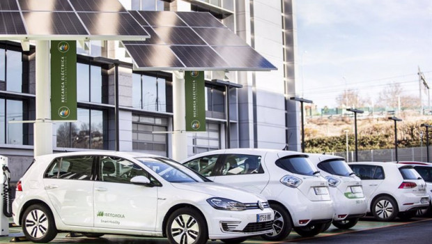 ep archivo   vehiculos electricos en la sede de iberdrola