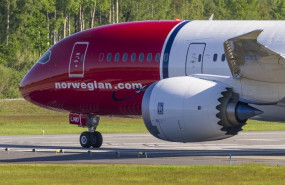 ep avion de la aerolinea de bajo coste europea norwegian