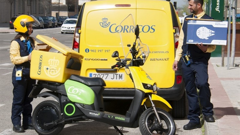 Carteros de Correos, entrega de paquetes | CORREOS - Archivo ep carteroscorreos entregapaquetes 20190325123007