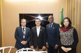 ep el ministro de turismo de brasil celso sabino centro durante fitur 2025 en madrid espana