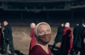 ep elizabeth mossthe handmaids tale