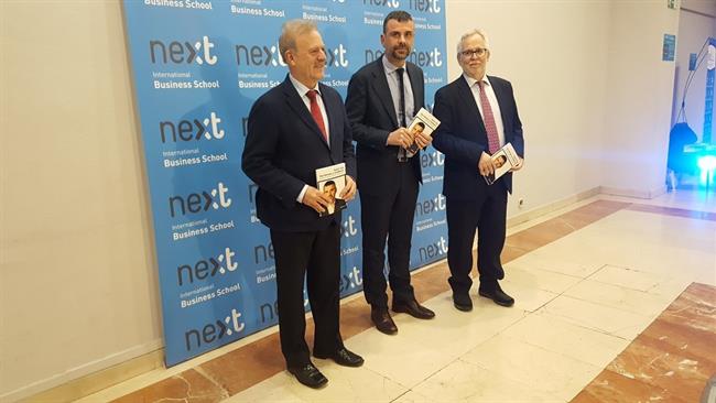 El exconseller Santi Vila presenta su libro | EUROPA PRESS ep exconseller santi vila presentalibro