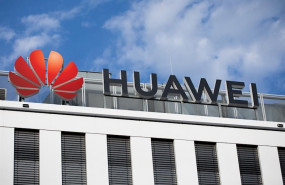 ep logo de la compania tecnologica china huawei en su sede en alemania