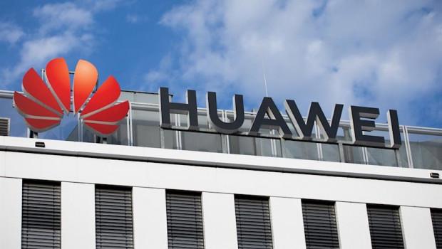 ep logo de la compania tecnologica china huawei en su sede en alemania