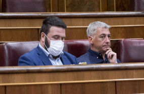 ep los diputados de eh bildu jon inarritu i y oskar matute d en una sesion plenaria en el congreso ep los diputados de eh bildu jon inarritu i y oskar matute d en una sesion plenaria en el congreso