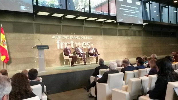 ep luis de guindos vicepresidente del banco central europeo bce en un acto en la fundacion rafael