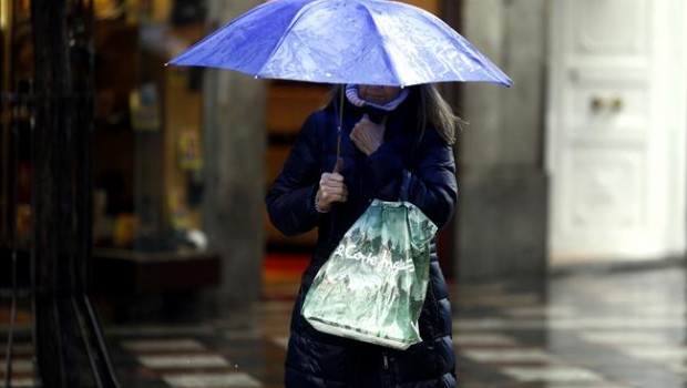 ep personaparaguasla lluvia 20180303181901
