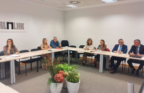 ep representantes de confebask y sindicatos vascos en el acto de conciliacion en la sede del crl en