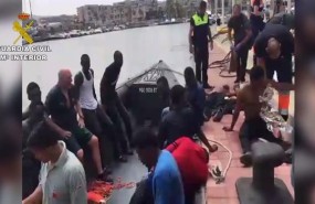 ep rescatelos inmigrantesla guardia civil
